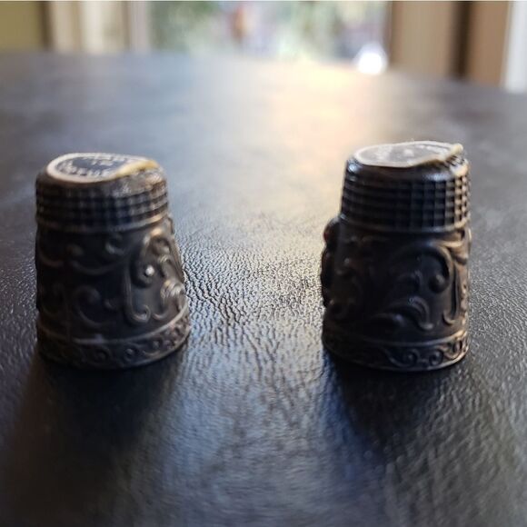 Metal Owl Thimbles - Picture 3 of 6